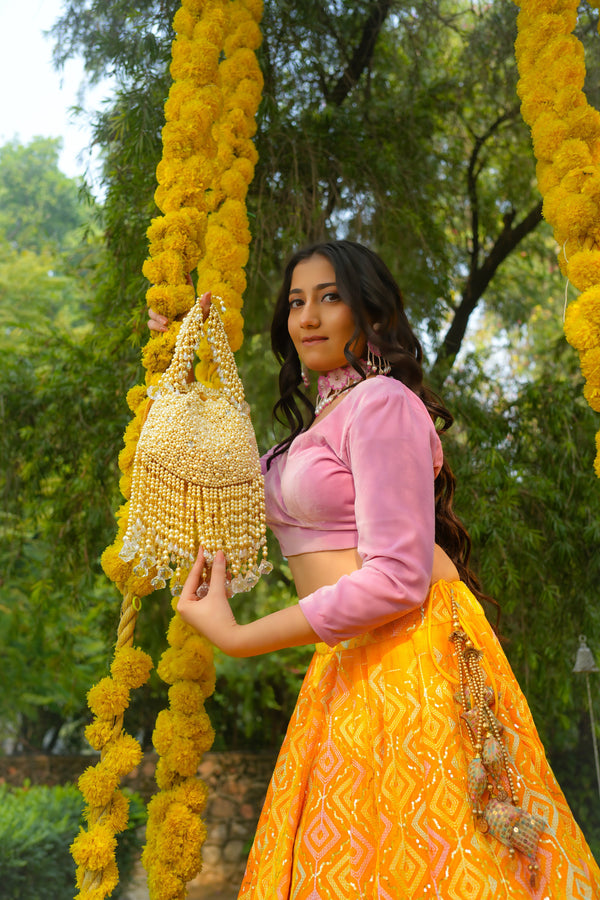 Noor-e-Zar potli