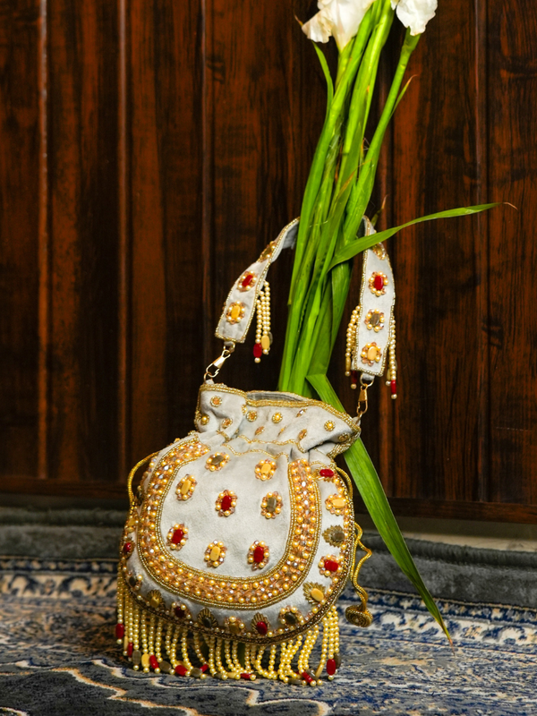 Aafreen Potli
